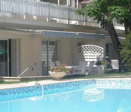 Du Parc Apartment
